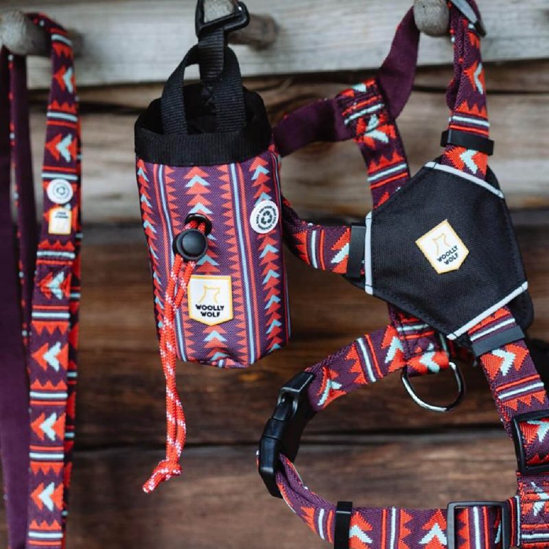 woolly-wolf-collar-perilaimio-skulou-polar-night