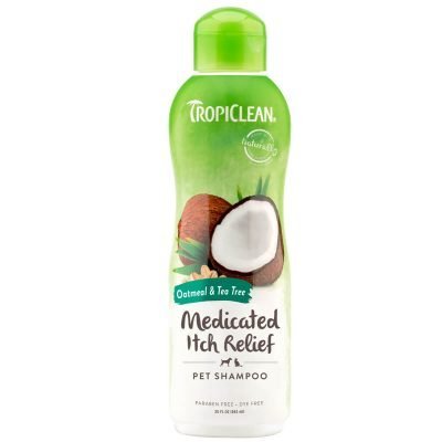 Το Medicated Itch Relief TropiClean από την TropiClean, σαμπουάν με χαμομήλι και καρύδα. Περιέχει φυσικό σαλικυλικό οξύ και τσάι μια φαρμακευτική φόρμουλα για να προσφέρει μακροχρόνια ανακούφιση από τον κνησμό. Κατάλληλο για σκύλους και γάτες για 12 εβδομάδων και άνω.