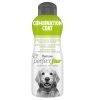 Σαμπουάν απο την εταιρεία Tropiclean / Combination Coat 473ml Είναι ειδικά σχεδιασμένο για σκύλους με συνδυασμό τριχώματος.Κατάλληλο για φυλές όπως τα Golden Retrievers, τα Border Collies, τα Cocker Spaniels και άλλες με μακρύ τρίχωμα στα αυτιά, την ουρά και τα πόδια και κοντύτερο διπλό μανδύα στο υπόλοιπο σώμα.